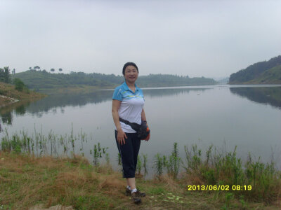 SI850169.JPG